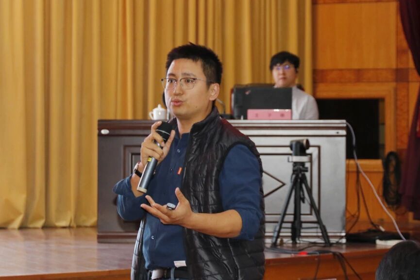 W020251217345680042769