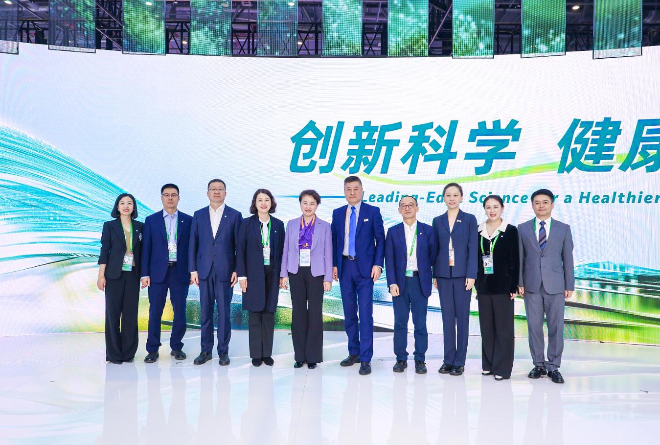 W020251203526546111357