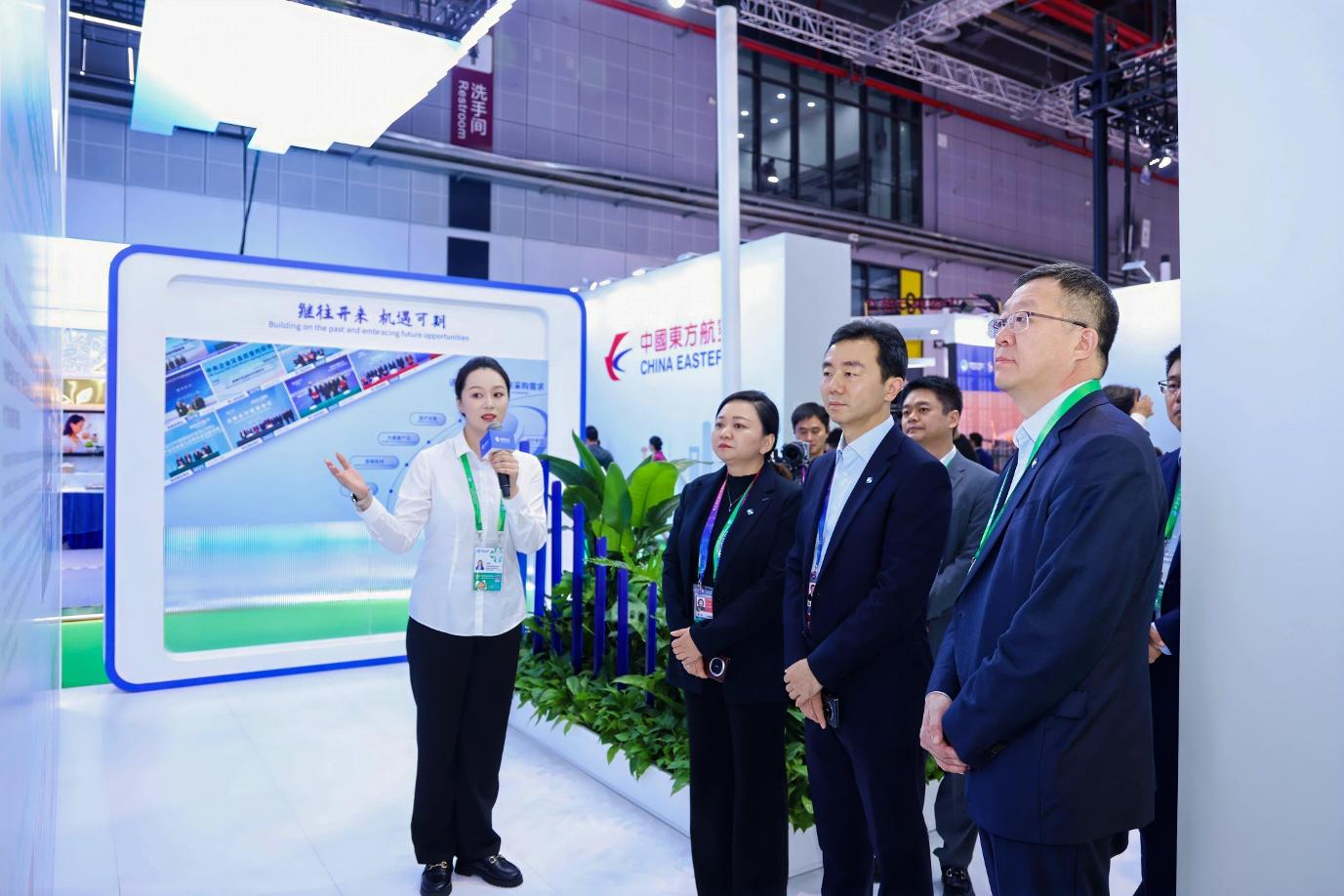 W020251203526651864883