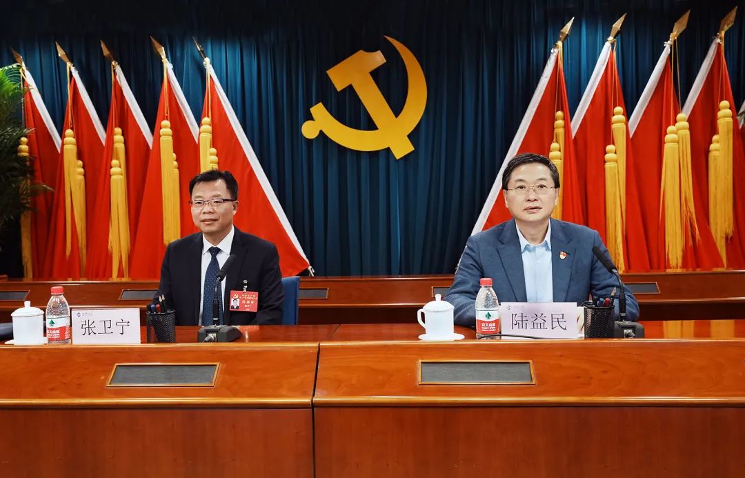 W020221026368974892733